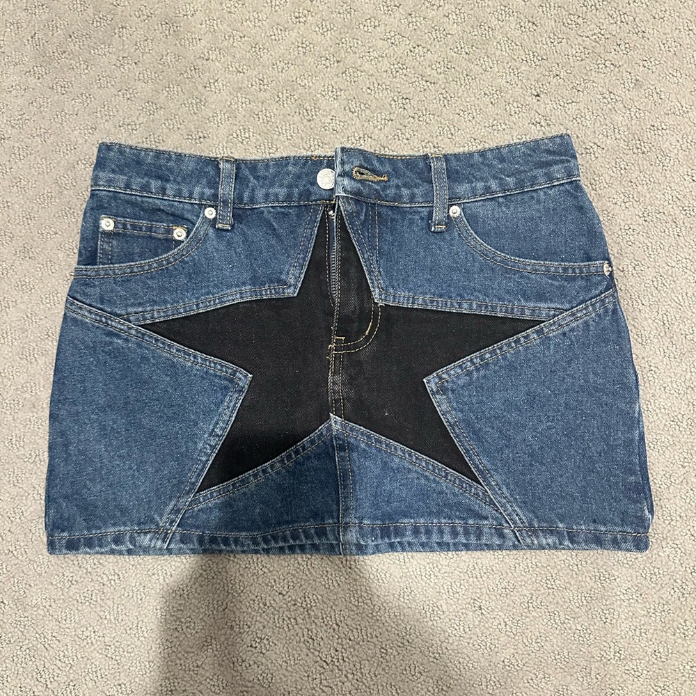 Edikted Denim Star Skirt - Blue and Black